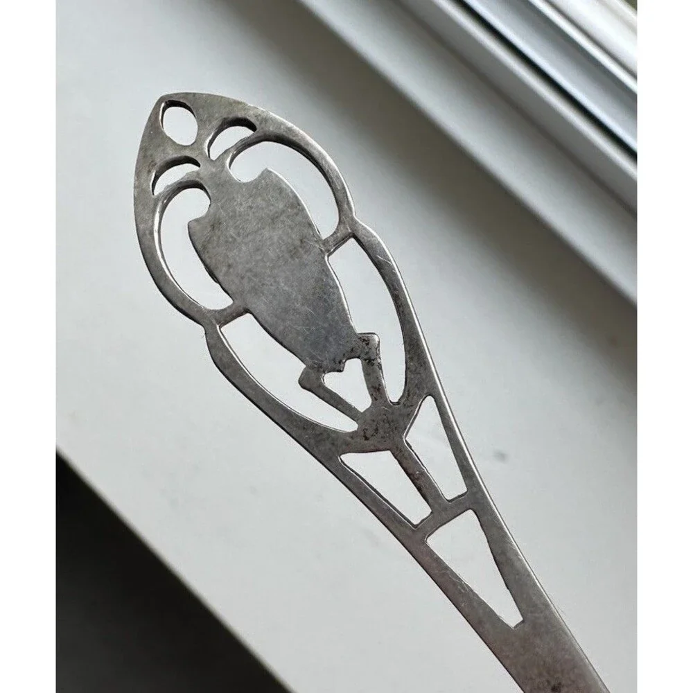 Vintage 1951 Manchester Sterling Silver Pierced Handle 2 Tine Olive Fork 6-3/8